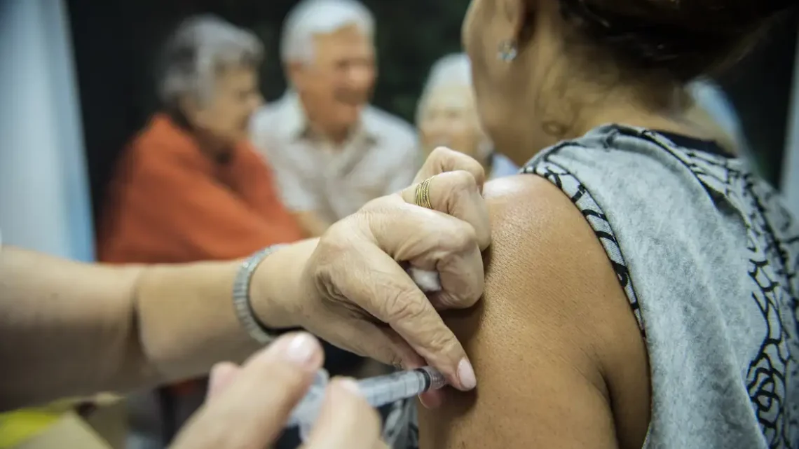Saúde reforça a importância da vacinação contra a gripe em Mato Grosso do Sul com a chegada do inverno