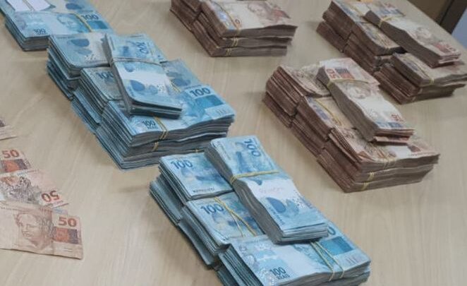 Polícia Federal apreende R$345 mil em espécie no Aeroporto de Congonhas/SP