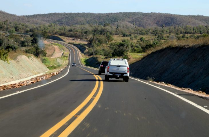 Governo de MS inaugura Estrada do 21, Rodovia do Turismo e obras em infraestrutura e saneamento em Bonito