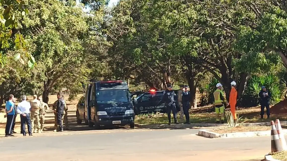 Após varredura, PMDF descarta suspeita de bomba na Embaixada da Rússia