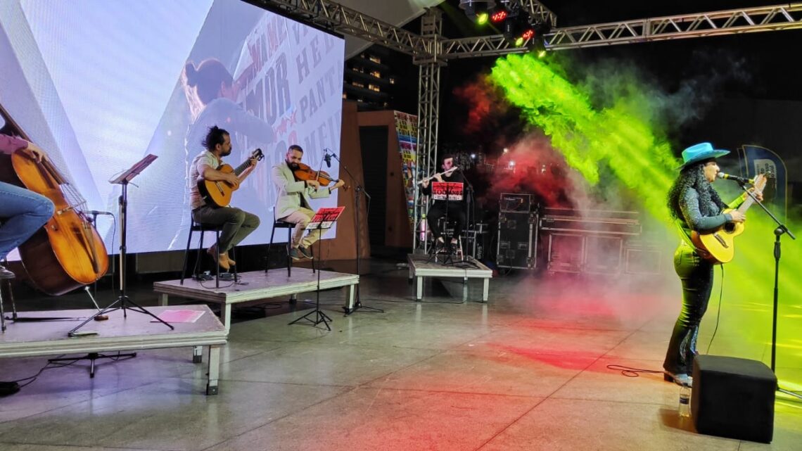 Centenário de Helena Meirelles é celebrado com show emocionante na Concha Acústica