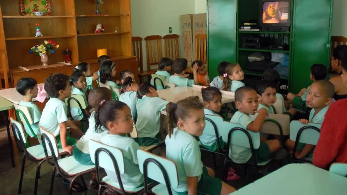 Brasil tem mais de 632 mil crianças em fila de espera por creche