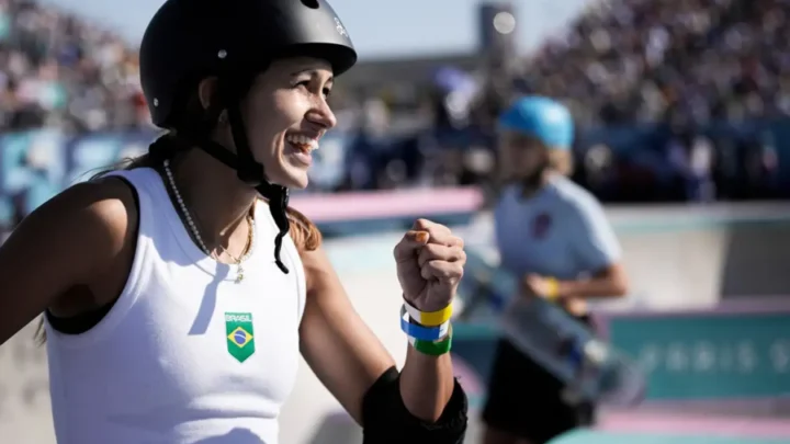 Dora Varella leva 4º lugar inédito para Brasil no skate park feminino