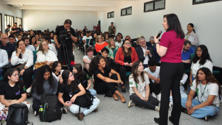 IFMS sedia palestra da ministra Simone Tebet sobre a Rota Bioceânica