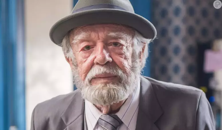 Ator Emiliano Queiroz morre aos 88 anos; artista esteve em ‘Alma Gêmea’, na 1ª novela da Globo e mais. Recorde carreira