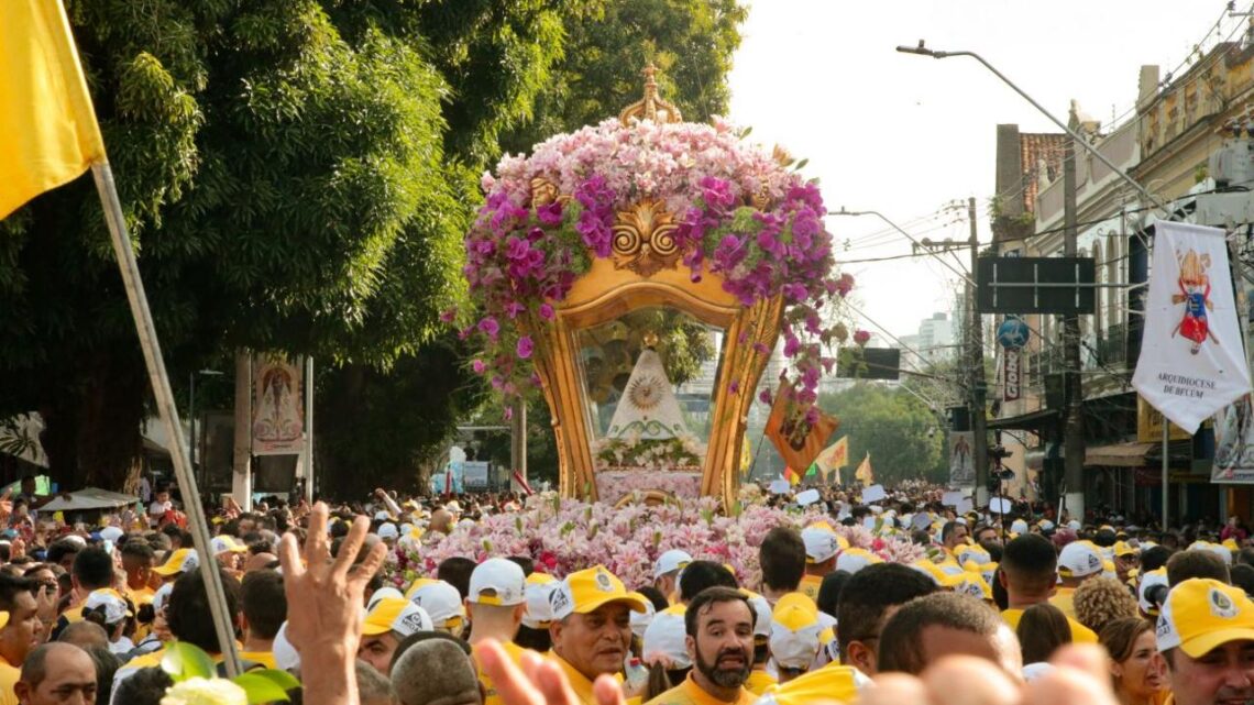 Círio de Nazaré 2024: Fé e tradição movem milhares de devotos em Belém