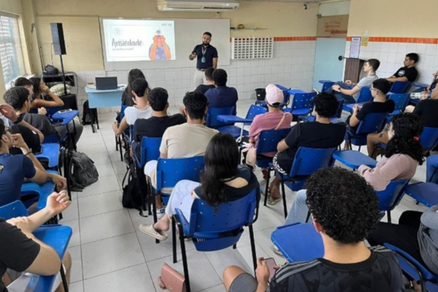 Dia dos Professores: docentes brasileiros estão mais otimistas, revela pesquisa nacional com educadores 