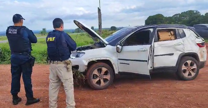 PRF e PM apreendem uma tonelada de maconha em Guia Lopes (MS)