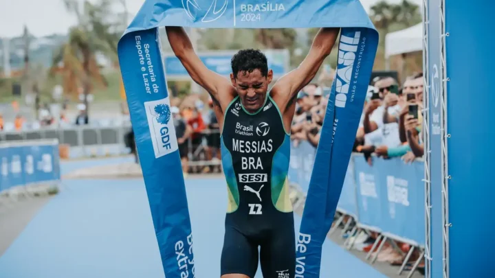 Manoel Messias ganha etapa de Brasília da Copa do Mundo de triatlo