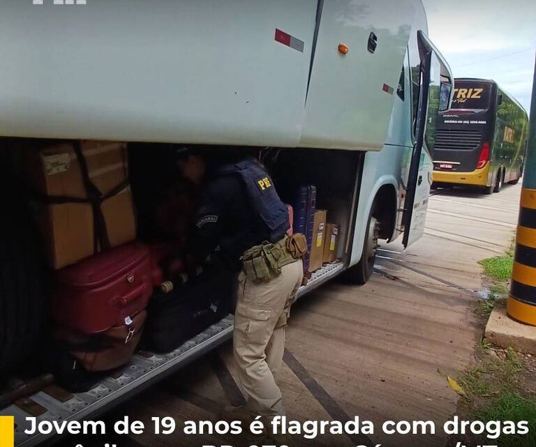 Jovem de 19 anos é flagrada com cocaína em ônibus na BR-070, em Cáceres (MT)