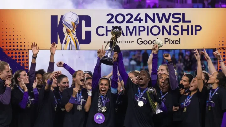 Marta é campeã com Orlando Pride na liga feminina de futebol nos EUA