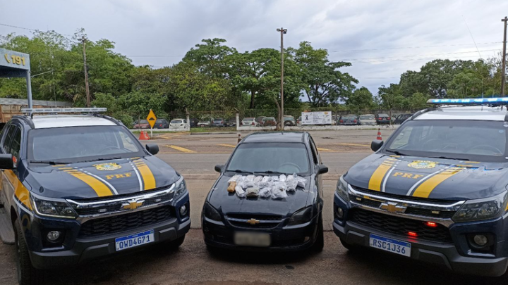 PRF apreende mais de 9 kg de skunk escondidos em tanque de combustível de veículo em Guaraí/TO