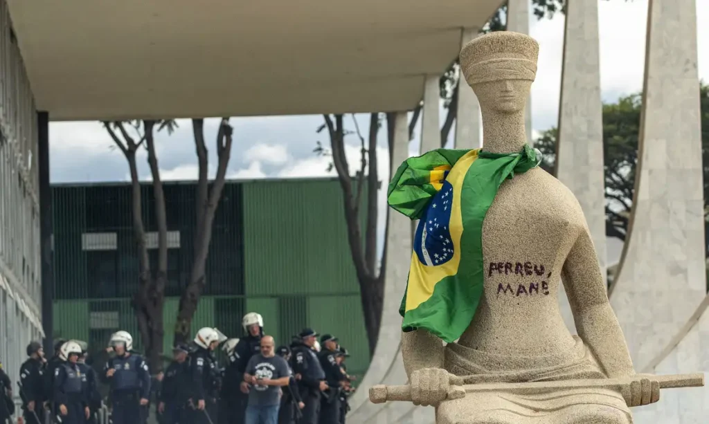estatua do stf